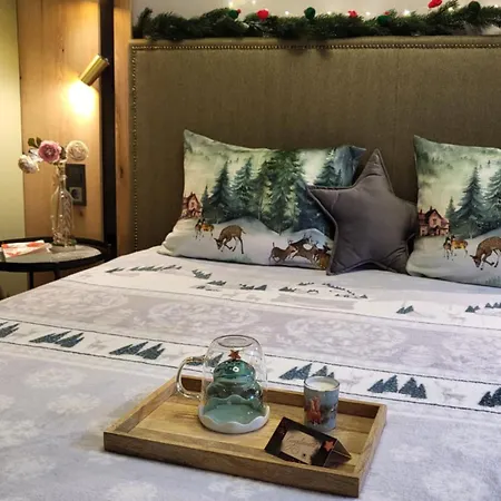 Pinewood Ang Luxurious A32 Apartment *
